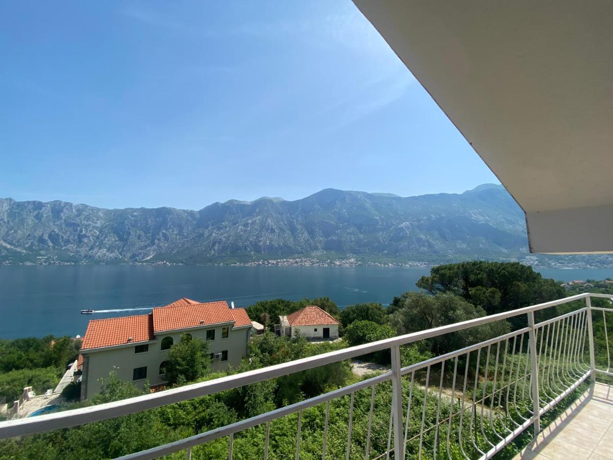 Apartments Djuricic Kotor Ngoại thất bức ảnh