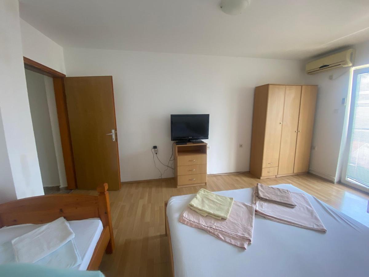 Apartments Djuricic Kotor Ngoại thất bức ảnh
